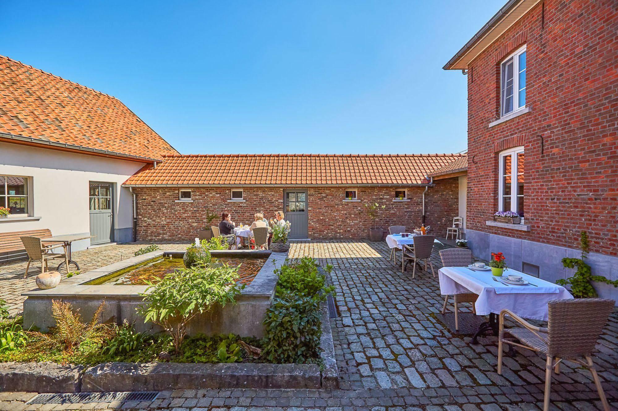Wellness B&B De Zevenslaper Geetbets Exterior photo